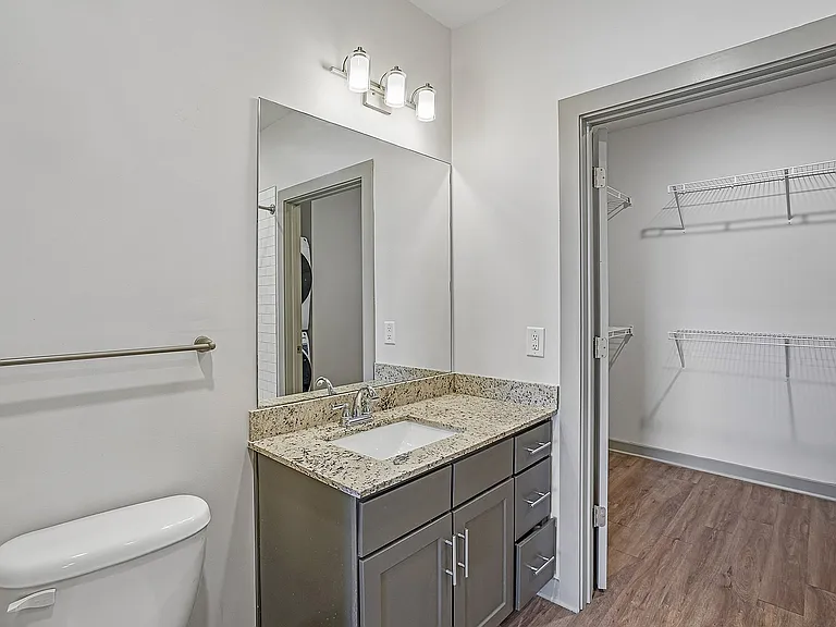 Ashley - Bathroom