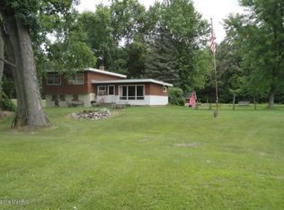 3521 Maple Island Rd, Twin Lake, MI 49457