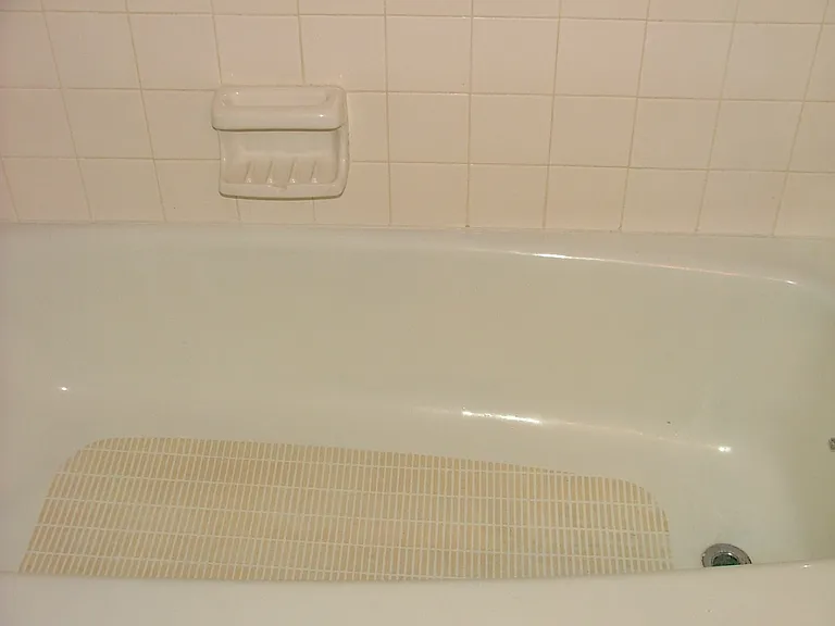 1534 Westwood Dr — Photo 7