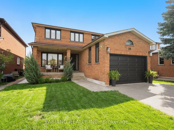 29 Diamond St, Vaughan, ON L4L 6H7