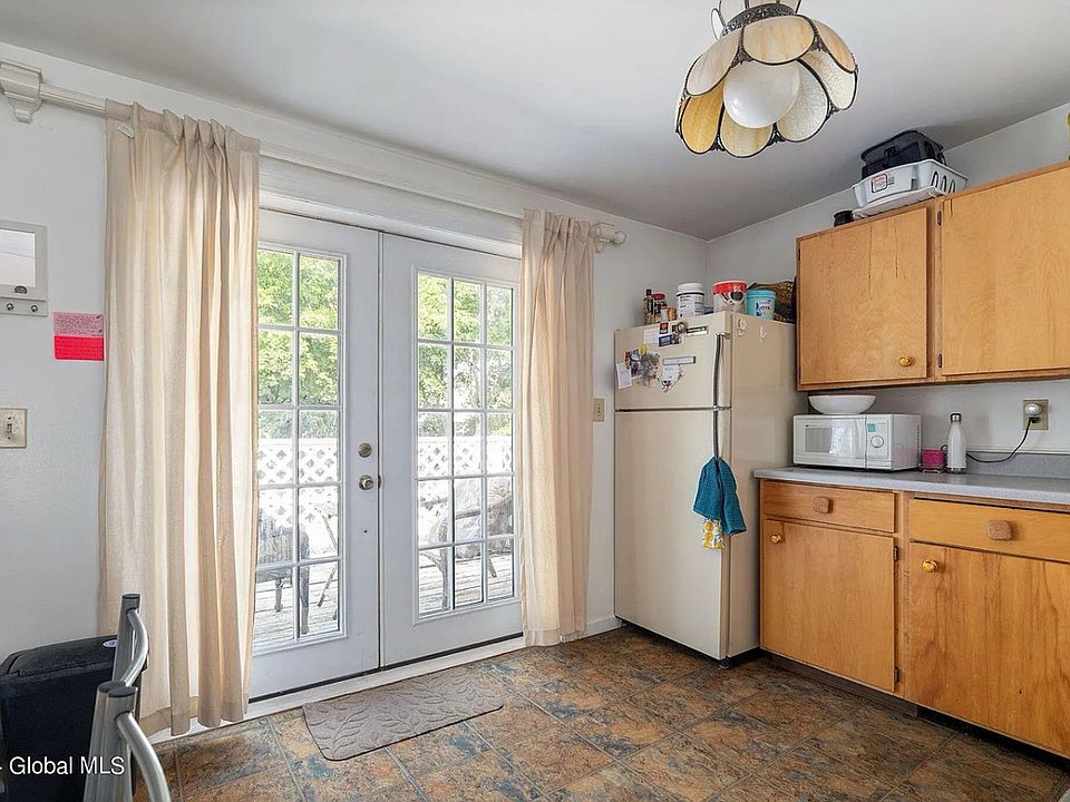 Kitchen & Porch