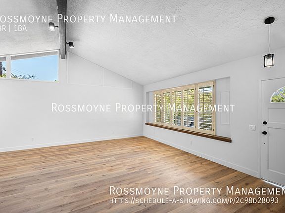 3rd image of 3433 Montrose Ave #B