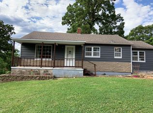617 Delaware St, Neosho, MO 64850