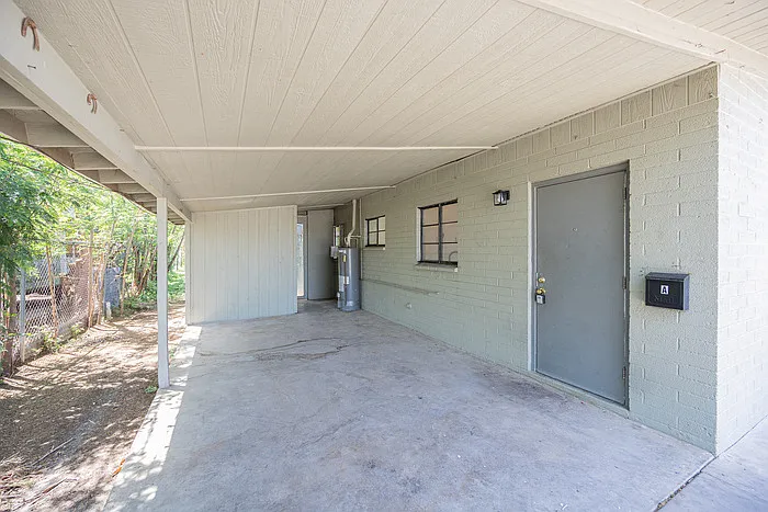 422 S Wilbur #A — Photo 4