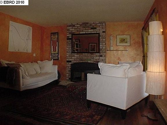 3rd image of 2926 Maricopa Ave
