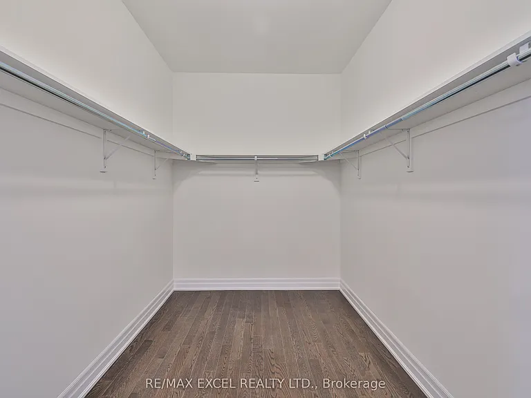24 Sunny Acre Cres — Photo 33