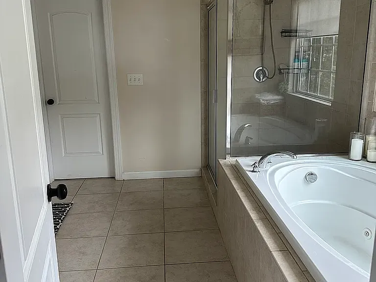 501 King Ct — Photo 9