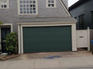 107 John St #2, Newport, RI 02840