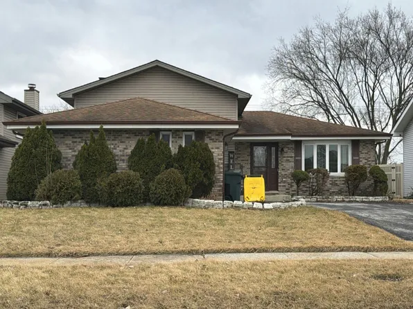 2731 201st Pl, Lynwood, IL 60411