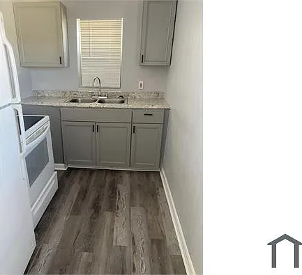 2046 1/2 Queensboro Ave S #A