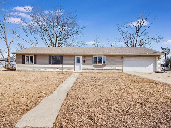 102 Notre Dame Ave, Joliet, IL 60436