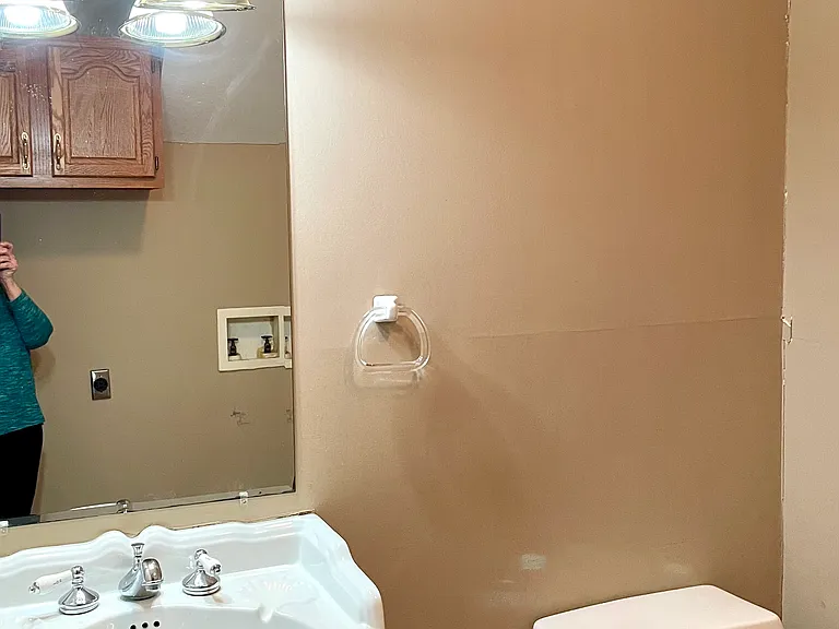 7040 Blue Springs Pkwy — Photo 10