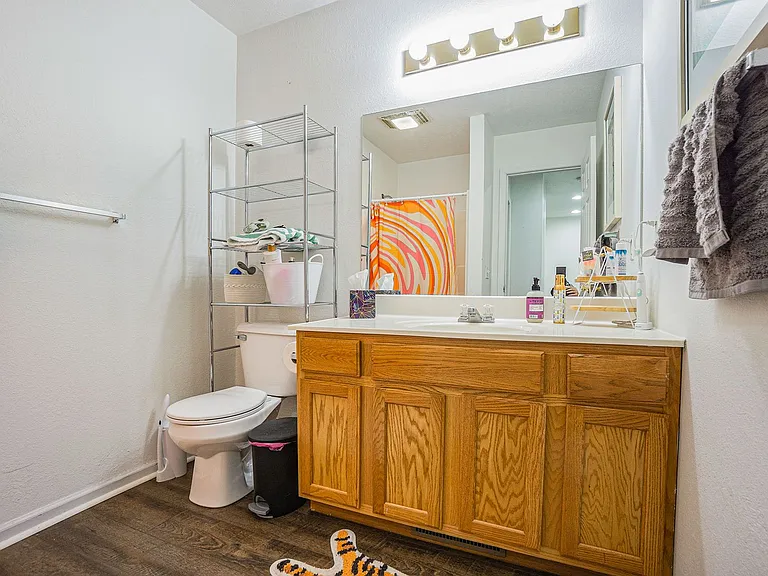West Campus Village (West Campus Village Townhomes LLC) — Photo 45