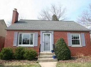 1359 Meadow Rd, Columbus, OH 43212