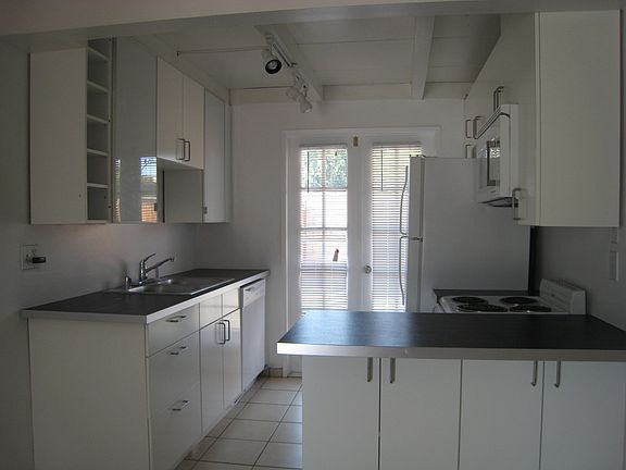 3rd image of 508 S Desert View Dr APT 3
