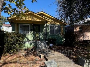 1026 W 41st St, Savannah, GA 31415