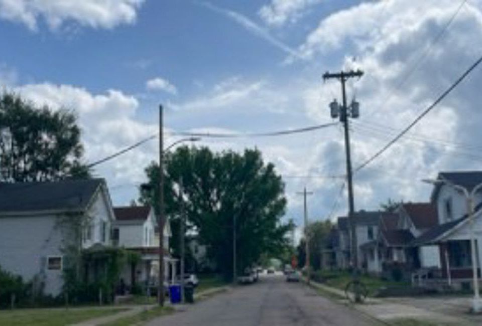 2nd image of 659 Belle Ave