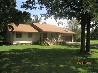32046 Meadow Ln, Mannford, OK 74044