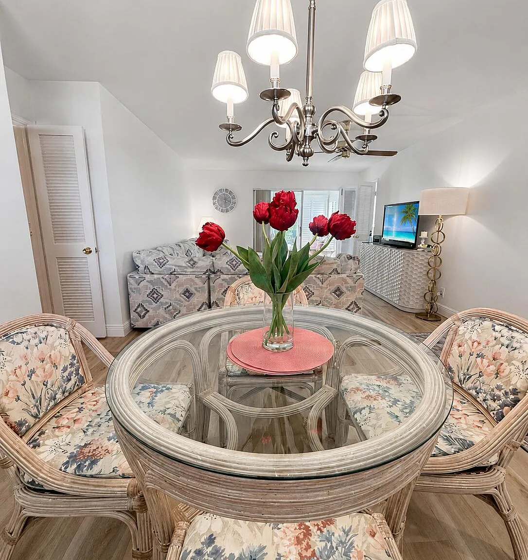 2 bed, 2.0 bath, 1200 sqft, $3,000 — Photo 4