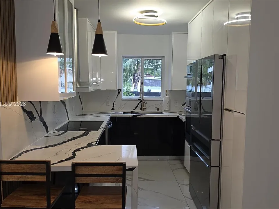 449 NW 30th Pl