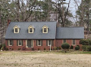 204 Homestead Rd, Angier, NC 27501