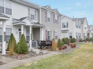 10995 Oak Grove Cir UNIT C, Woodbury, MN 55129
