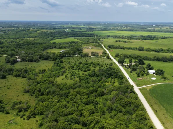 McGregor St, Saint Charles, IA 50240