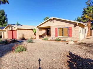 2420 W Winchcomb Dr, Phoenix, AZ 85023