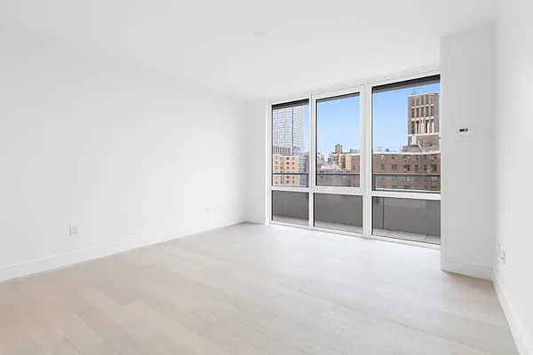 Rented by Compass | media 52