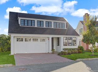 8 Jasmine Lane, Rye Brook, NY 10573