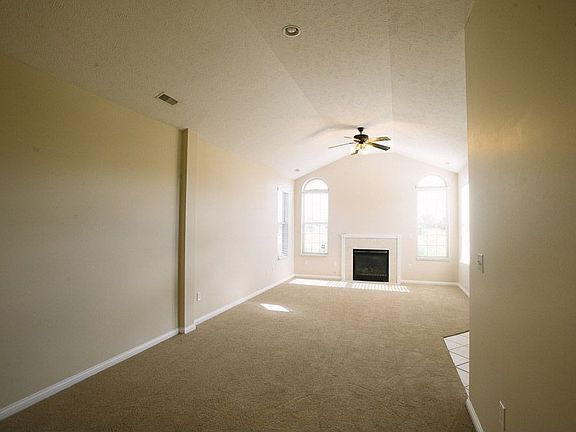 5th image of 16606 Brownstone Ct