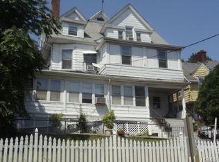 148 Poningo St, Port Chester, NY 10573