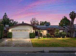 8416 Stuart Ct, Bakersfield, CA 93311