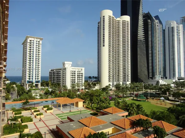 (undisclosed Address), North Miami Beach, FL 33160