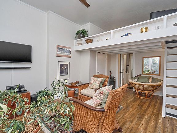 4th image of 831 Westover Ave APT 2