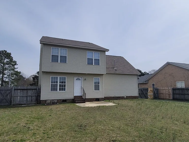 7404 Shillinglaw Cir — Photo 18