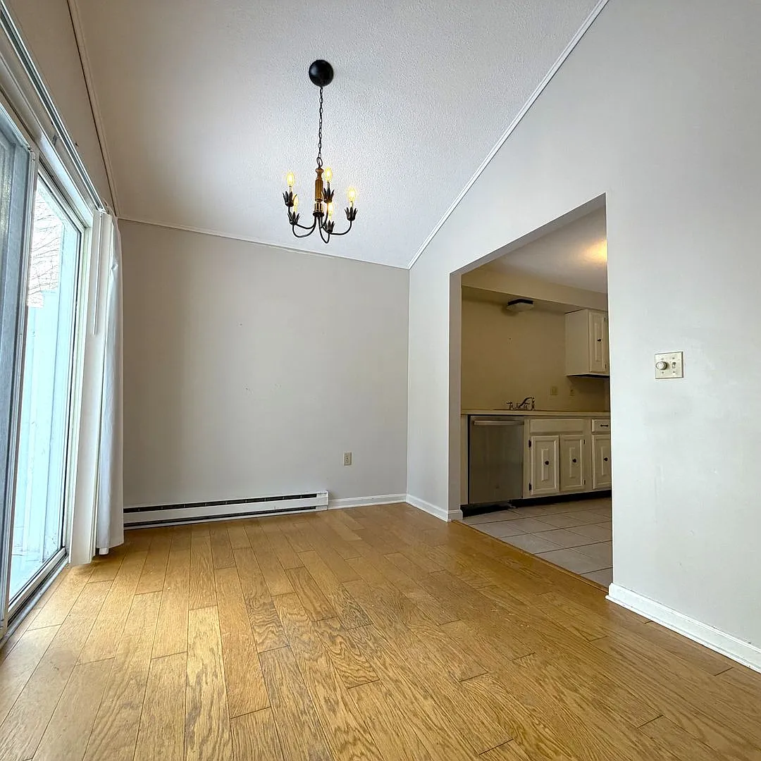 9 & 11 Oakview Drive — Photo 4