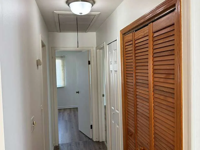 1485 Quaker Ln #116D — Photo 5
