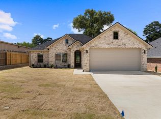 1201 Alice Dr, Longview, TX 75605