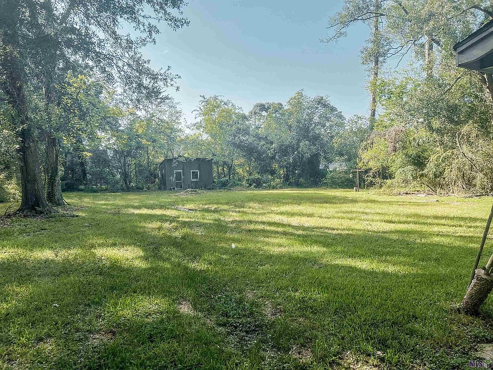 2nd image of 475 Albert Hart Dr