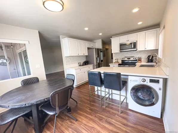 5483 Adobe Falls Rd Unit 7, San Diego, CA 92120