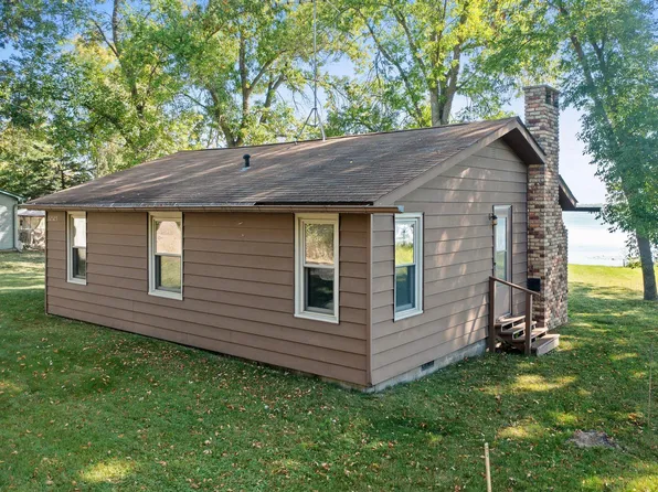 52525 Azalea Ave, Stanchfield, MN 55080