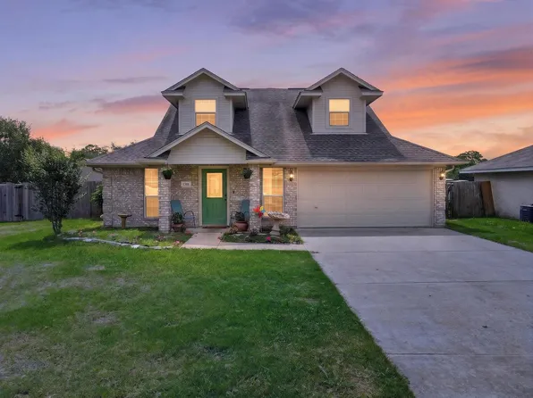 1308 Roanoke Ct, College Station, TX 77845