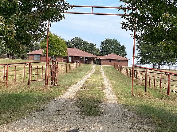 2nd image of 2988 County Road 4990
