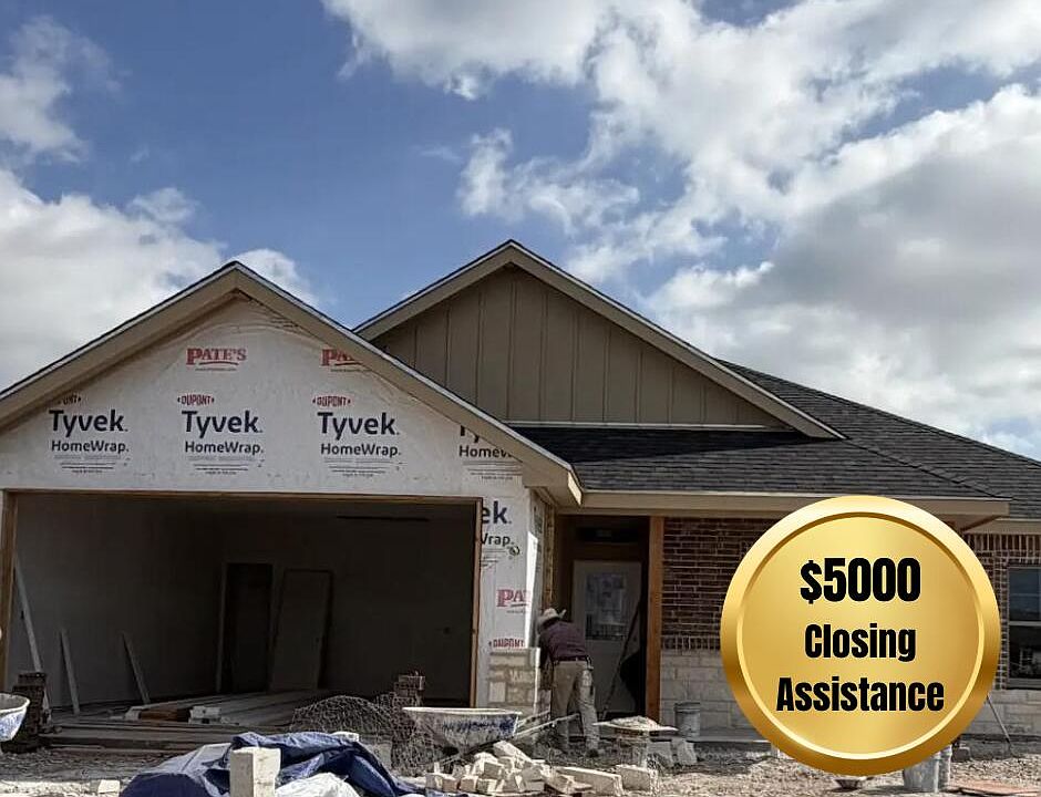 1st image of 3012 Cedarhill Dr