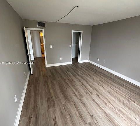 5th image of 7928 West Dr