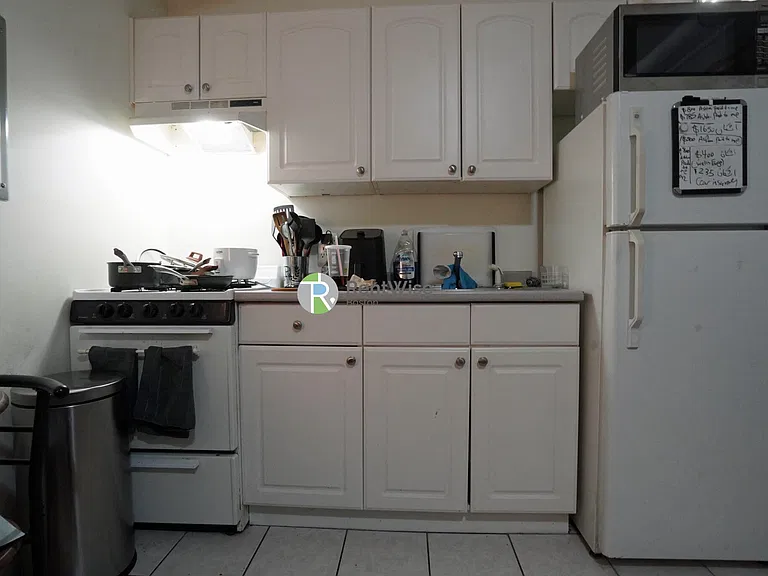 10 Orkney Rd #2 — Photo 10