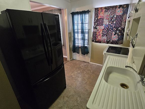 5th image of 1814 Woodman Dr