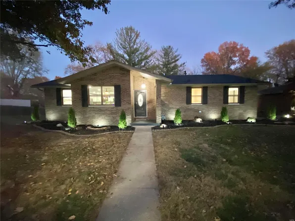 47 Glen Echo Dr, Glen Carbon, IL 62034