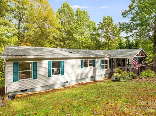 52 Rocky Cove Rd, Candler, NC 28715